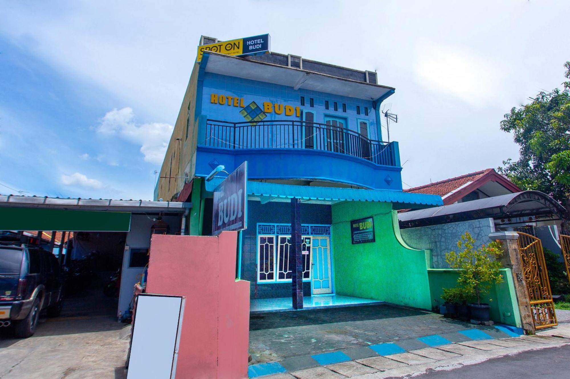 Spot On 2871 Hotel Budi Purwokerto Bagian luar foto