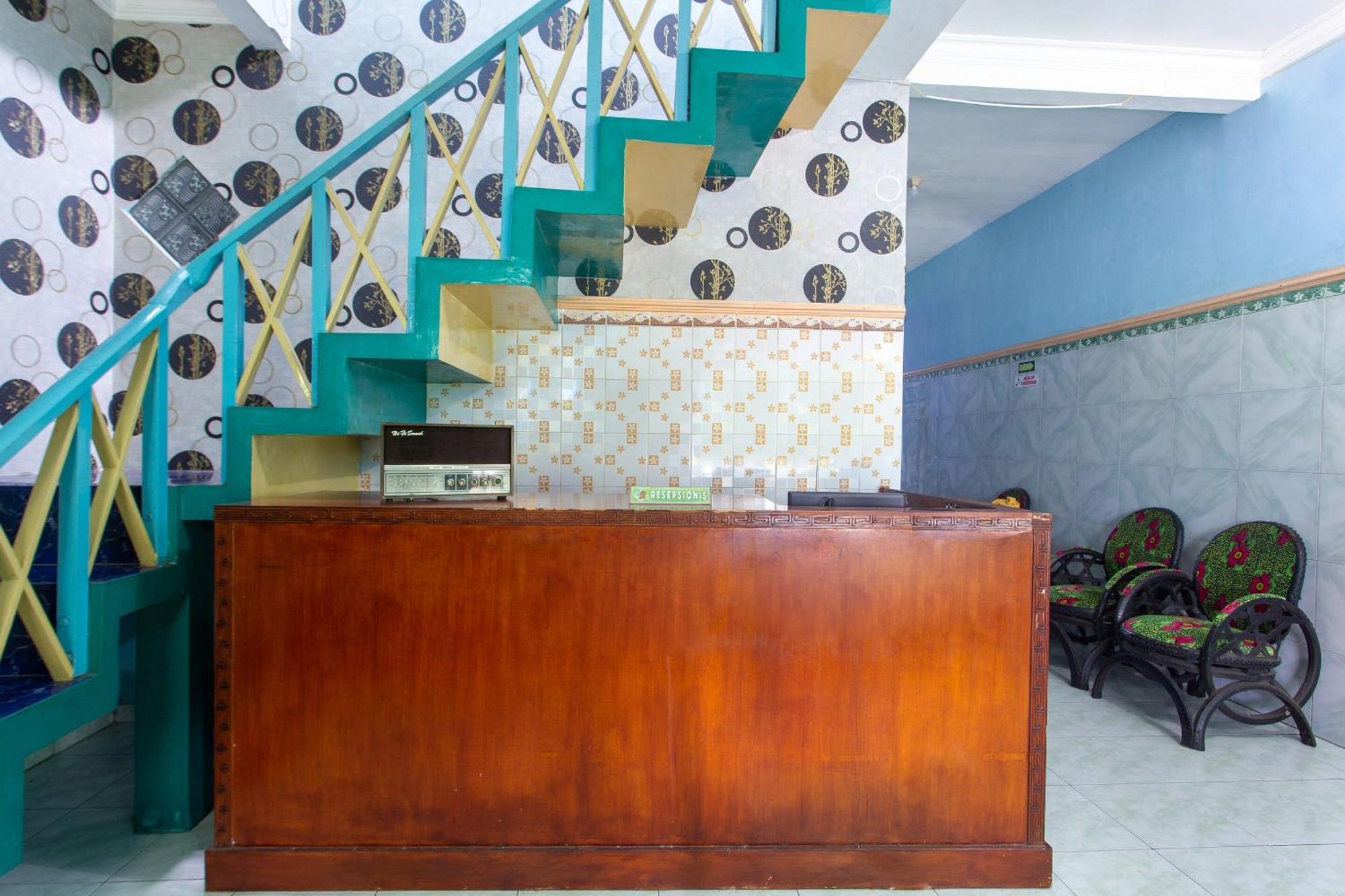Spot On 2871 Hotel Budi Purwokerto Bagian luar foto