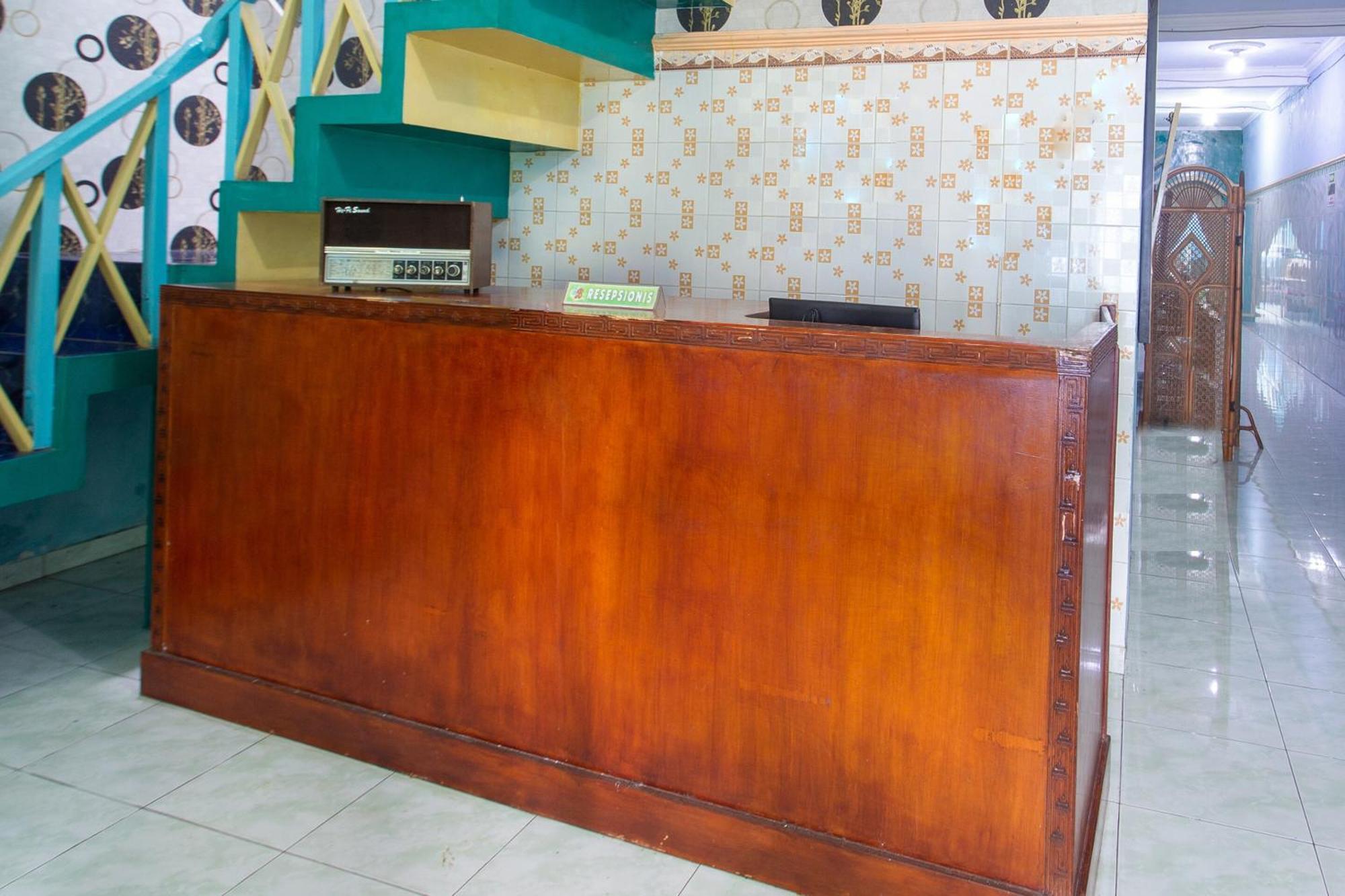 Spot On 2871 Hotel Budi Purwokerto Bagian luar foto