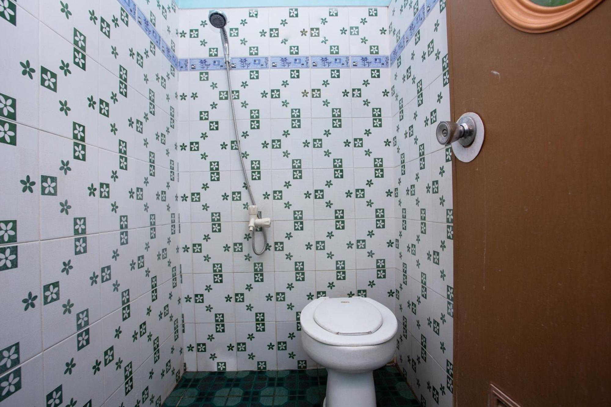 Spot On 2871 Hotel Budi Purwokerto Bagian luar foto